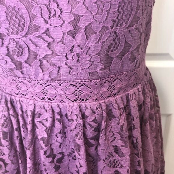 Altar’d State pink lace mini dress size medium - Picture 5 of 11